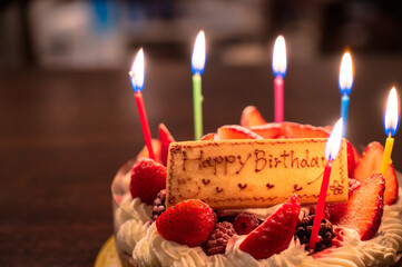 誕生日ケーキ