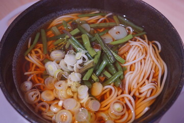 Authentic Japanese Hot Sansai (Wild Vegetable) Soba, Japanese food - 日本料理 山菜 蕎麦