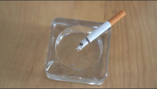 Cigaret burning and time lapse 