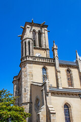 Fototapeta na wymiar Montaigu. Église Saint-Jean-Baptiste vue de l’extérieur. Vendée. Pays de la Loire