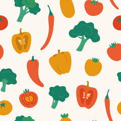 Seamless pattern of fresh vegetables. Hand drawn natural foods: tomatoes, sweet and hot peppers, broccoli and chopped vegetables. Vector illustration.