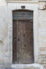 vieille porte de maison de ville