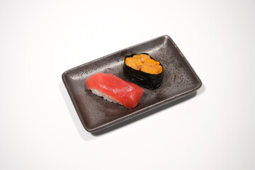 うにと本マグロの握り鮨のイメージ画像