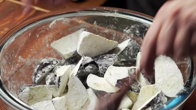 Northeast China's specialty home-cooked dish - garlic roasted eggplant cubes