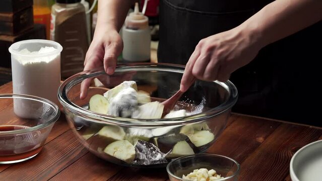 Northeast China's specialty home-cooked dish - garlic roasted eggplant cubes