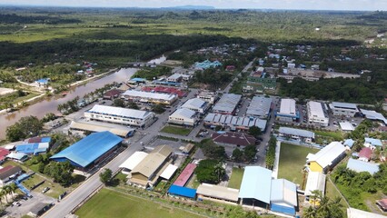 Obraz premium Miri, Sarawak Malaysia - May 2, 2022: The Landmark and Tourist Attraction areas of the of Miri City, with its famous beaches, rivers, city and scenic surroundings