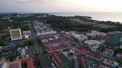 Obraz premium Miri, Sarawak Malaysia - May 2, 2022: The Landmark and Tourist Attraction areas of the of Miri City, with its famous beaches, rivers, city and scenic surroundings