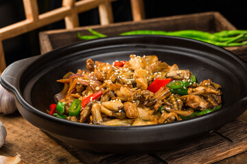 Delicious Chinese food：Fried frog with chili