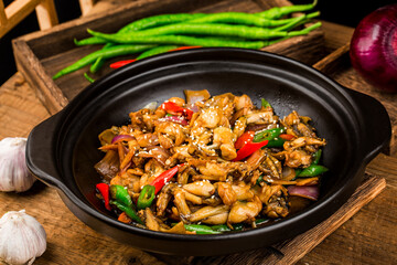 Delicious Chinese food：Fried frog with chili