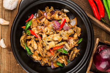 Delicious Chinese food：Fried frog with chili