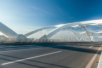 Obraz premium Asphalt road on the bridge,