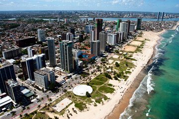 AEREA-RECIFE-PE - Vista a&eacute;rea das praias de Boa Viagem e Pina, Recife, PE. S&atilde;o Paulo. Foto: Ormuzd Alves