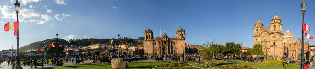 Fototapeta na wymiar Cusco square