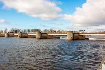 Obraz premium Bremer Weserwehr (hydroelectric power station) Bremen Germany