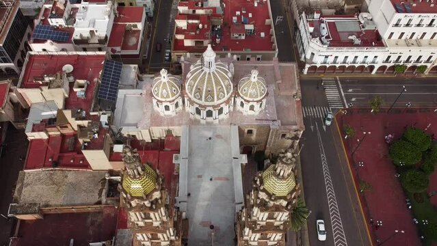 Parroquia templo iglesia cat&oacute;lica de San Francisco de As&iacute;s en pueblo de Tepatitl&aacute;n Jalisco M&eacute;xico