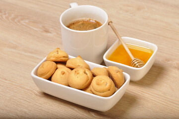 food, coffee, breakfast, cup, tea, sweet, cookies, drink, pastry, dessert, white, plate, cake, bread, snack, delicious, baked, biscuit, chocolate, beverage, sugar, bakery, cookie, meal, brown