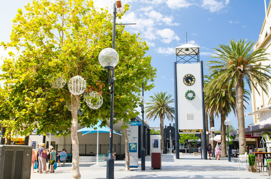 SYDNEY, AUSTRALIA &ndash; On January 12, 2018. &ndash; White Square old historic clock tower is the iconic of Cronulla CBD.