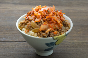 キムチ牛丼 　大盛り	
