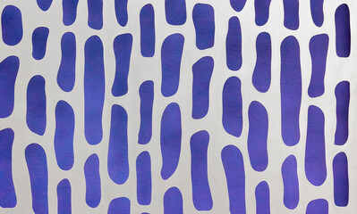 Abstract blue geometric shapes on a white background, consisting of elongated drops