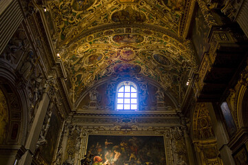 Fototapeta na wymiar Interior of Basilica Santa Maria Maggiore in Bergamo, Italy