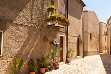 Morrone del Sannio, Molise-borgo antico, città delle campane
