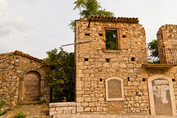 Torella del Sannio, Molise- antico borgo medievale con castello