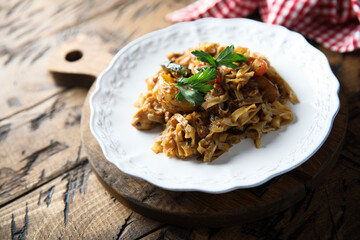 Wok noodles with chili and potato