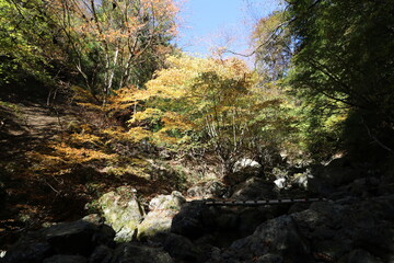 秋の埼玉県秩父の両神山の登山