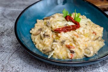 Risotto with mushrooms and sun-dried tomatoes