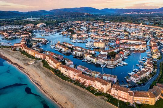 Port Grimaud, St Tropez, Provence, France