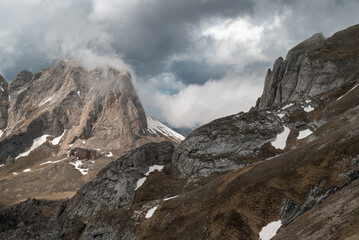 The devil's gate mountains are hidden by clouds