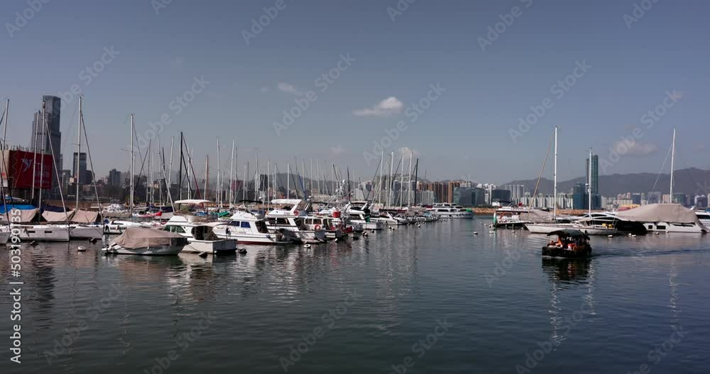 Canvas Prints Yacht club pier in causeway bay