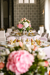 wedding table setting with flowers
