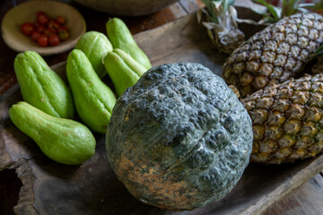 Kabocha pumpkin with pineapple and chayote