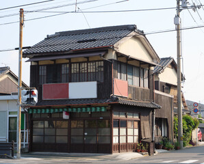 今治市街に残る懐かしい町並み
