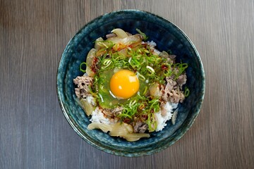 ねぎ玉牛丼