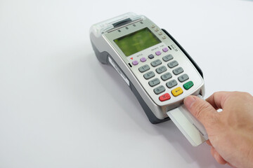 Pay with a credit card swiped through the terminal. Customers can pay by EDC or swiping machine. purchase and sale of a product or service