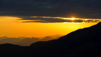 Sonnenaufgang im Alpstein