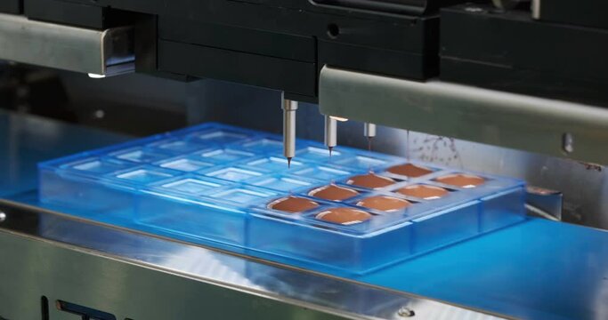 making chocolate - chocolate production, chocolate factory, confectionery chocolate production