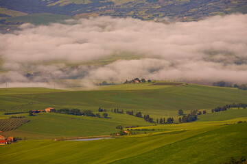 Fototapeta na wymiar Val d'Orcia, panorami collinari