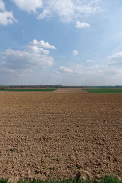 Agriculture jusqu'à l'horizon dans les Hauts de France. France