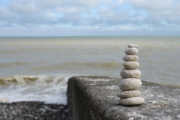 Cairns - pierres empilées