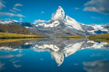 Fototapeta na wymiar Amazing view with Matterhorn reflection from the Stellisee lake, Switzerland