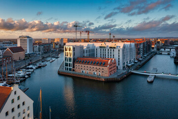 Naklejka premium Aerial view of the beautiful Gdansk city at sunrise, Poland