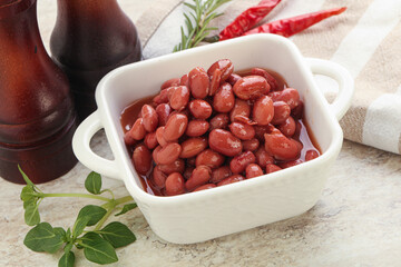 Red bean in tomato sauce