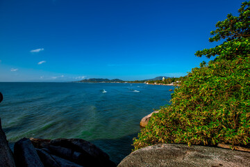 Fototapeta premium The background of the morning light, the wallpaper of the Twilight sky, the lake or the sea, is a natural beauty, seen between travel.