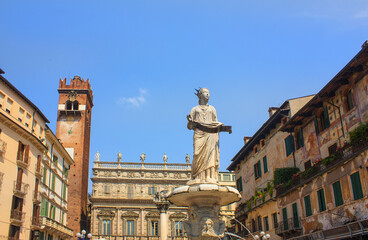 Fototapeta na wymiar Madonna Verona Fountain on the Piazza delle Erbe in Verona, Italy