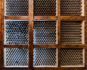Gordijnen Wine cellar © Fyle