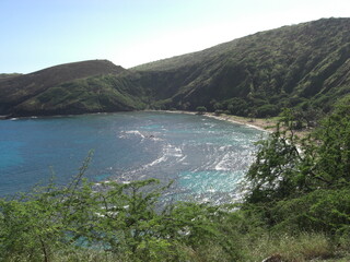 Fototapeta na wymiar Hanauma Bay at the Oahu island Hawaii, beautiful emerald ocean view, year 2011 summer 