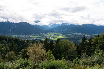 Fototapeta na wymiar Blick auf Berchtesgaden - Berchtesgadener Alpen